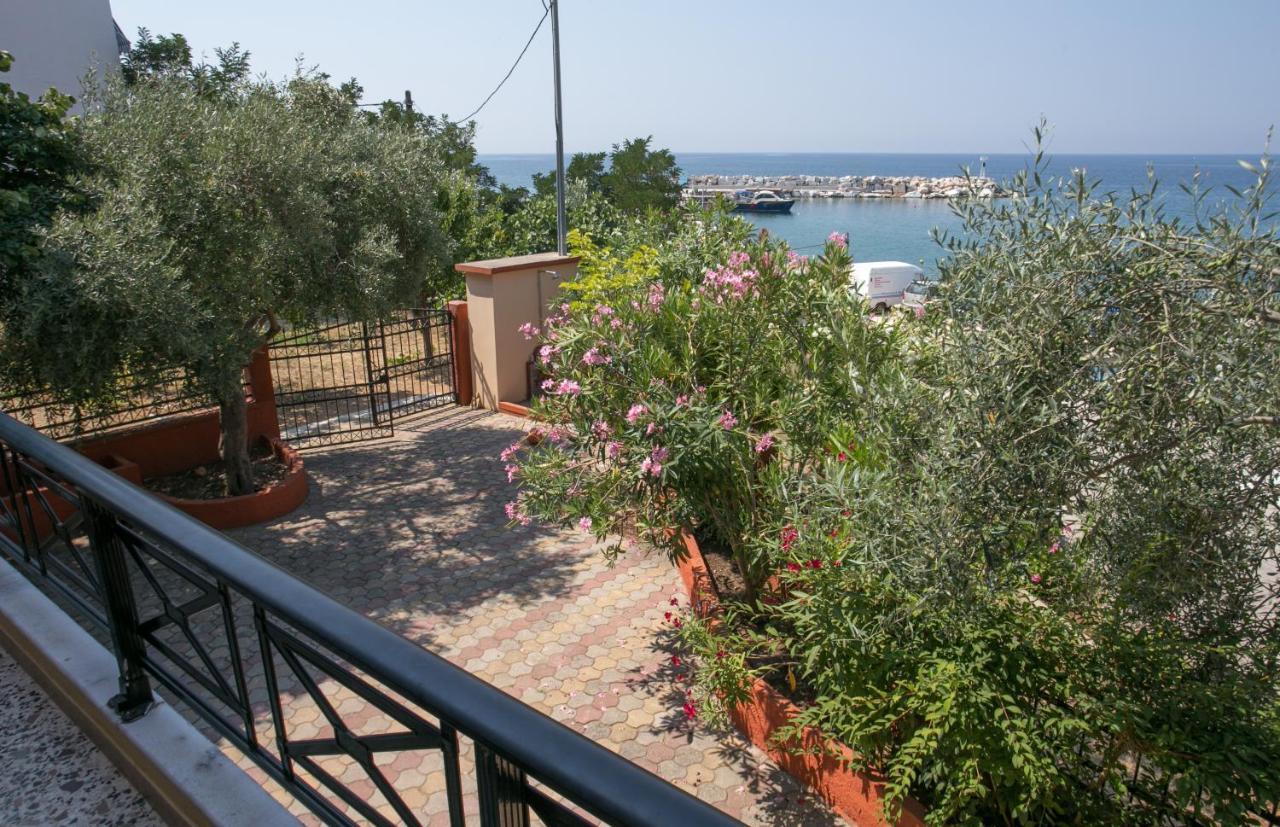 פוטוס Elvetia Villa מראה חיצוני תמונה